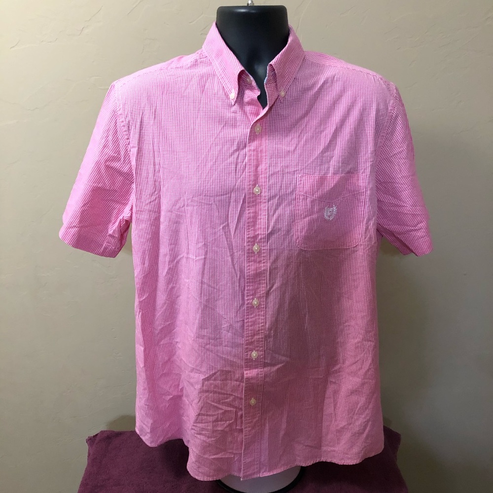 Chaps men’s buttons down shirt.